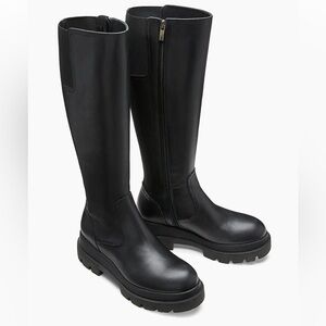 La CANADIENNE
BODEN LEATHER BOOT black 
$625  size 39 NEW